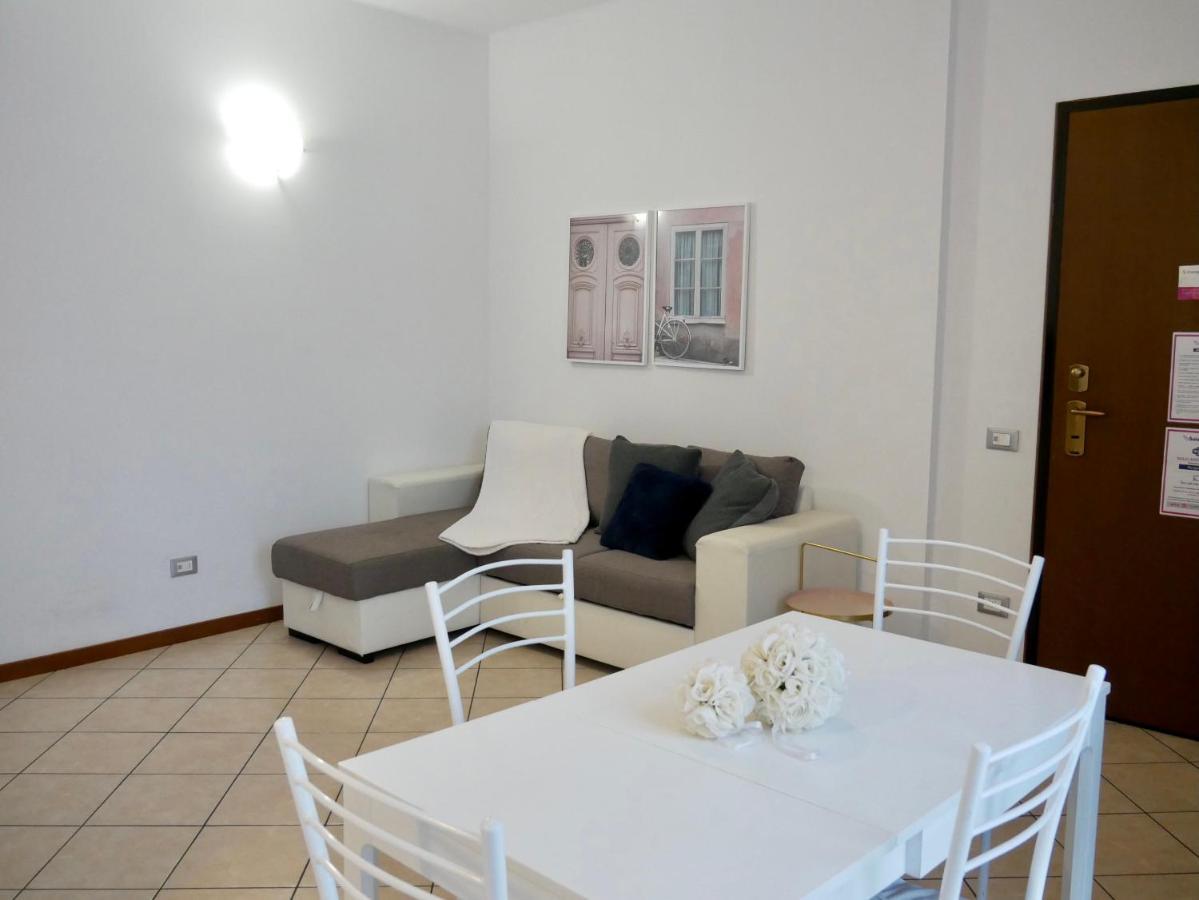 Diadema Pink - Immobili E Soluzioni Rent Daire Bergamo Dış mekan fotoğraf